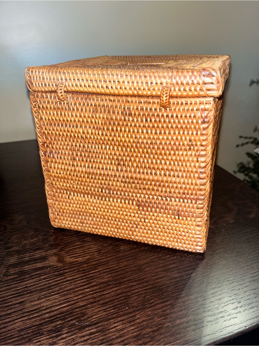 A vintage woven rattan Kleenex tissue cover Bohemian standard square style - Picture 3 of 6